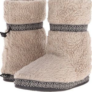 Cozy Urban Outfitters Woolrich Boot Slippers
